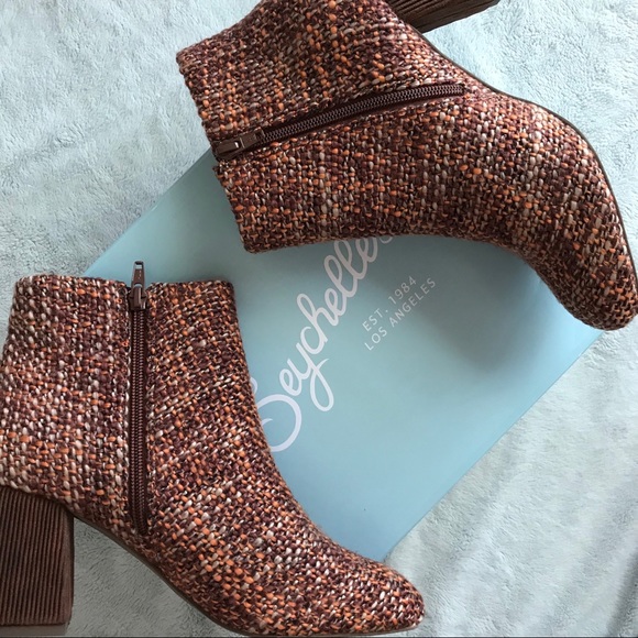 Seychelles Shoes - NWT Seychelles Audition Ankle Bootie Whiskey Tweed